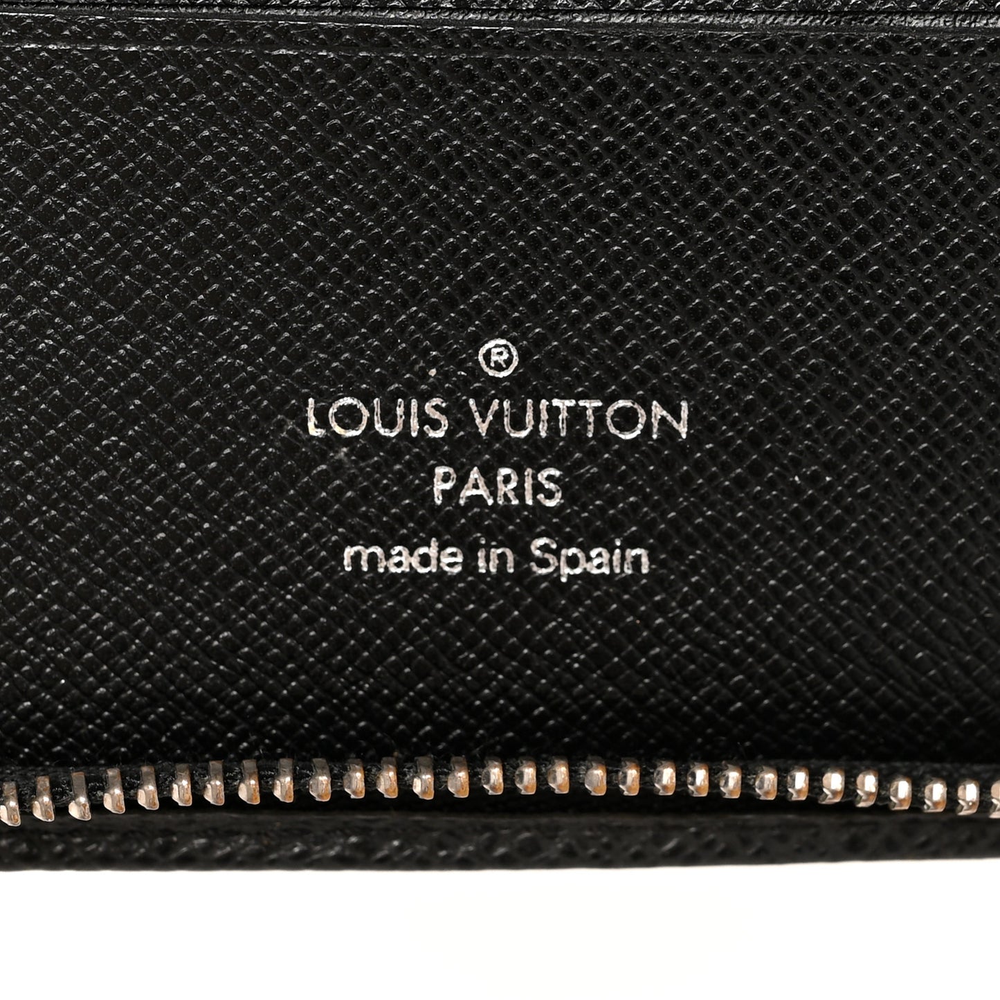 Taiga Zip Wallet Black