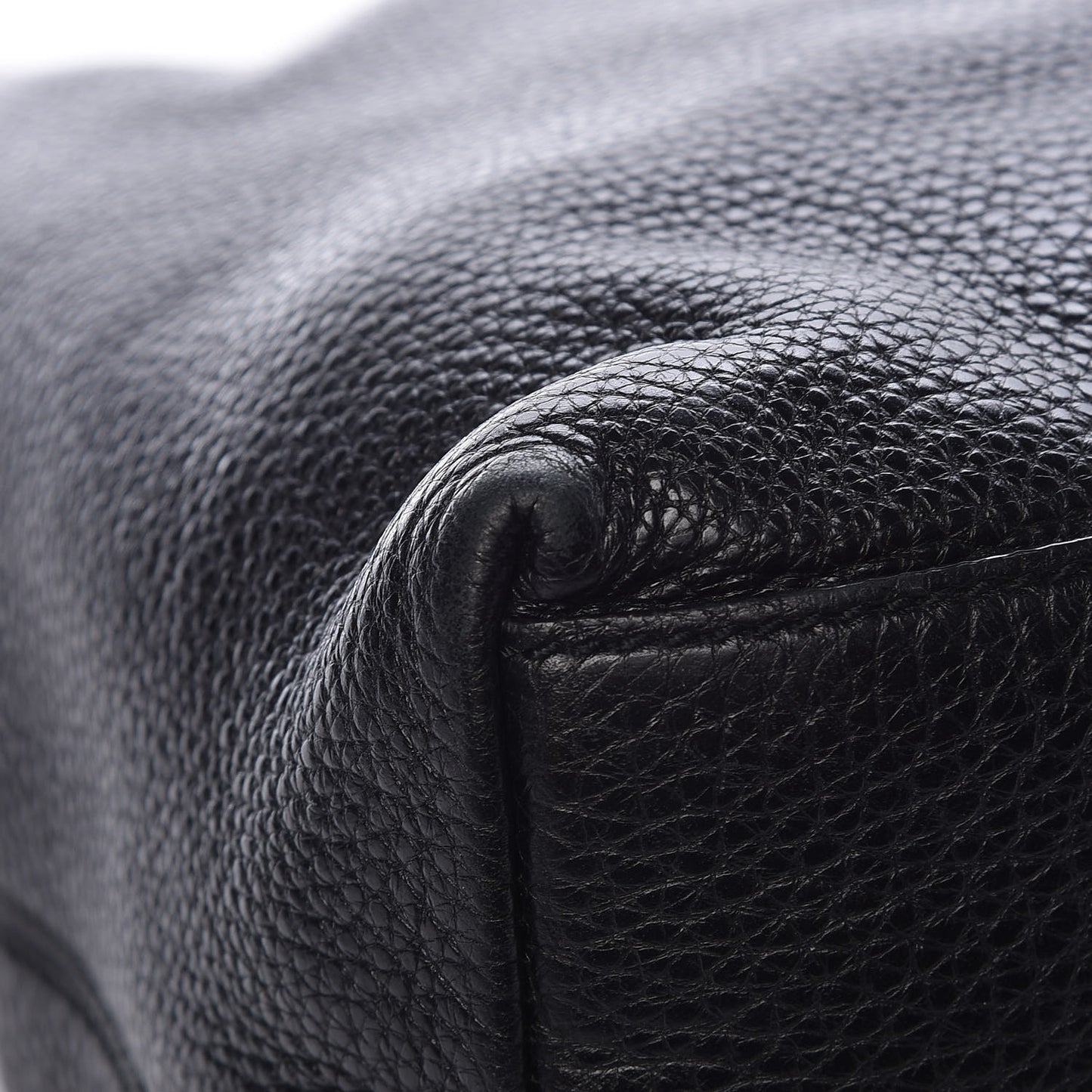 Pebbled Calfskin Medium Soho Chain Shoulder Bag Black