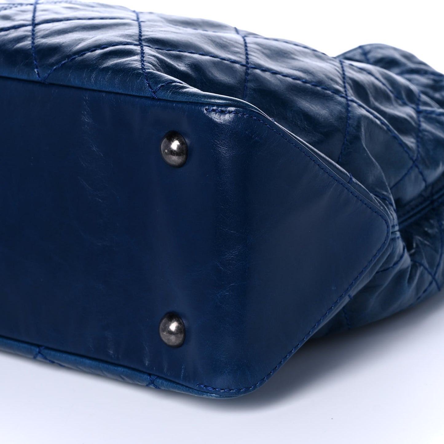 Aged Calfskin Quilted Coco Supple Hobo Navy Blue