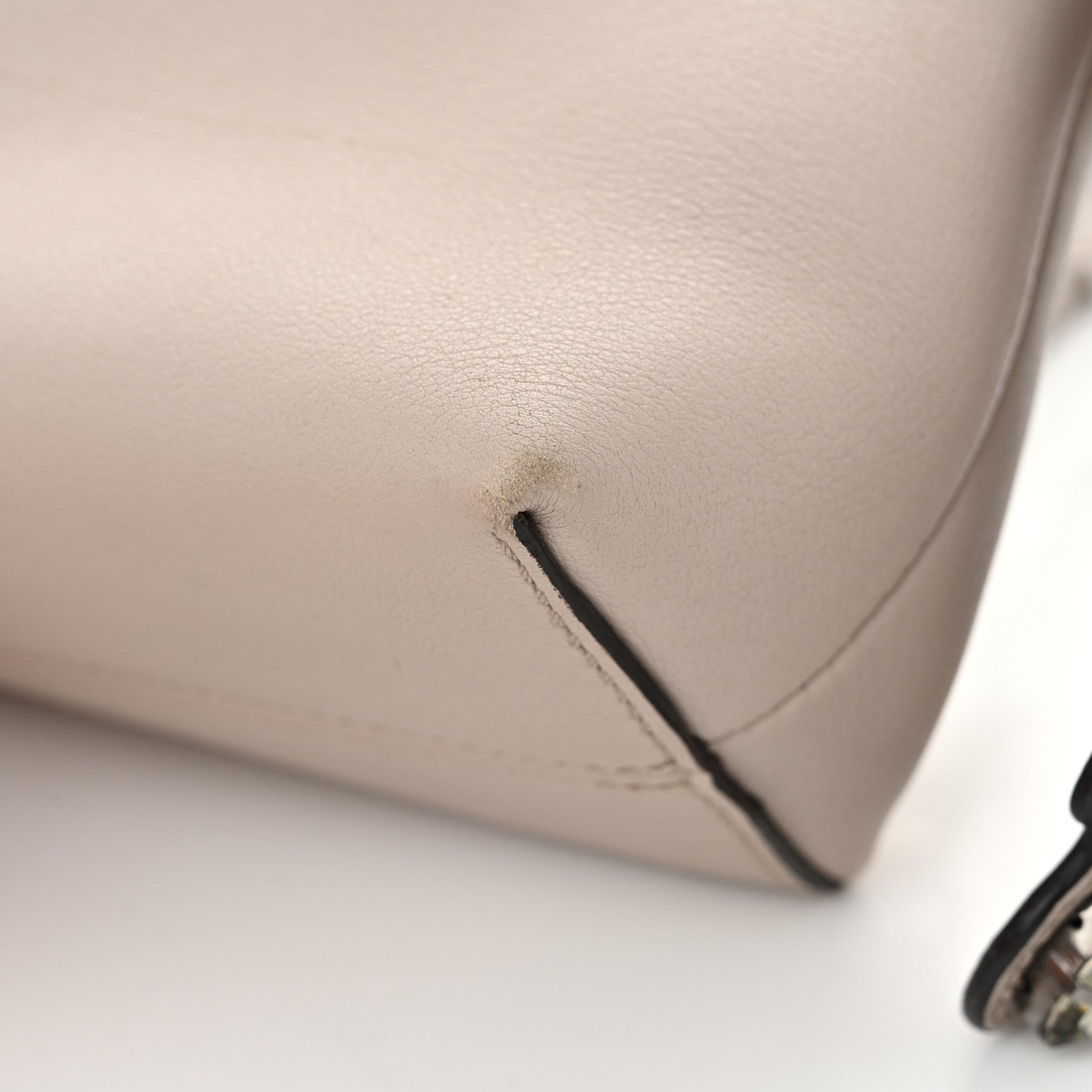 Fendi Shiny Nappa Crystal Croc Tail Mini By The Way Boston Bag Grigio Polvere 11 of 13