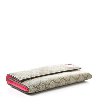 Gucci GG Supreme Monogram Continental Heart Wallet Fluorescent Fuchsia 4 of 15