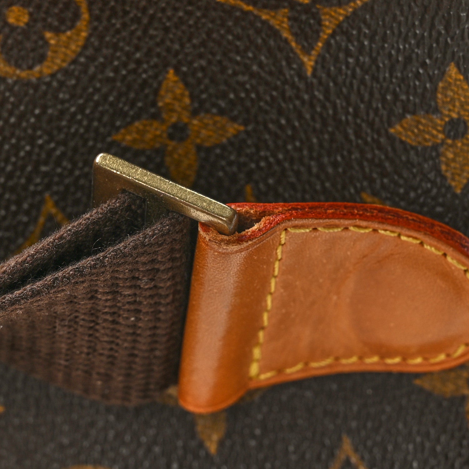 Louis Vuitton Monogram Pochette Gange 9 of 9