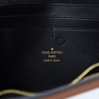 Louis Vuitton Taurillon Dauphine Bumbag Blackberry Snow 8 of 10