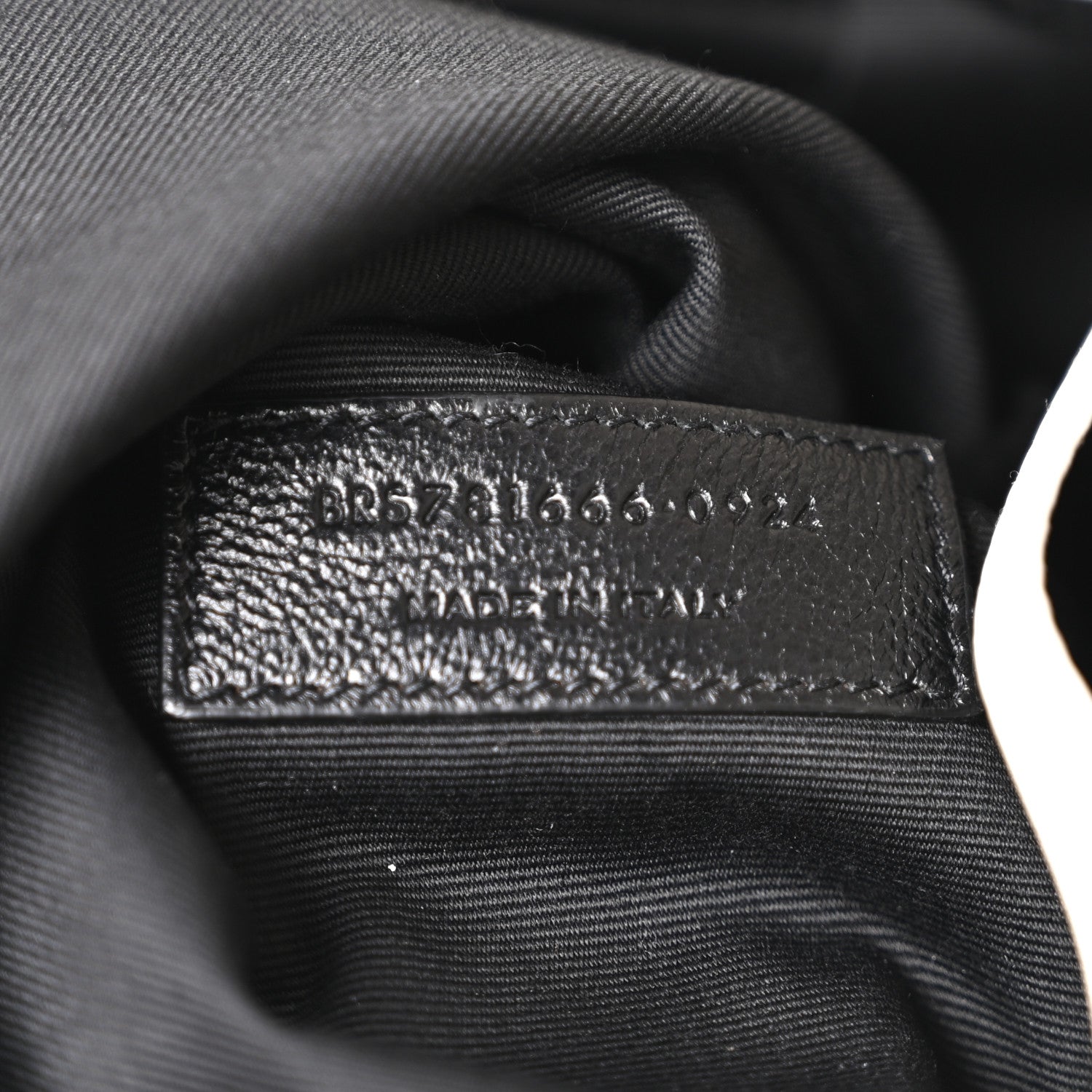 Saint Laurent Lambskin Matelasse Monogram Medium Jamie 4.3 Pochon Blanc Vintage 8 of 11