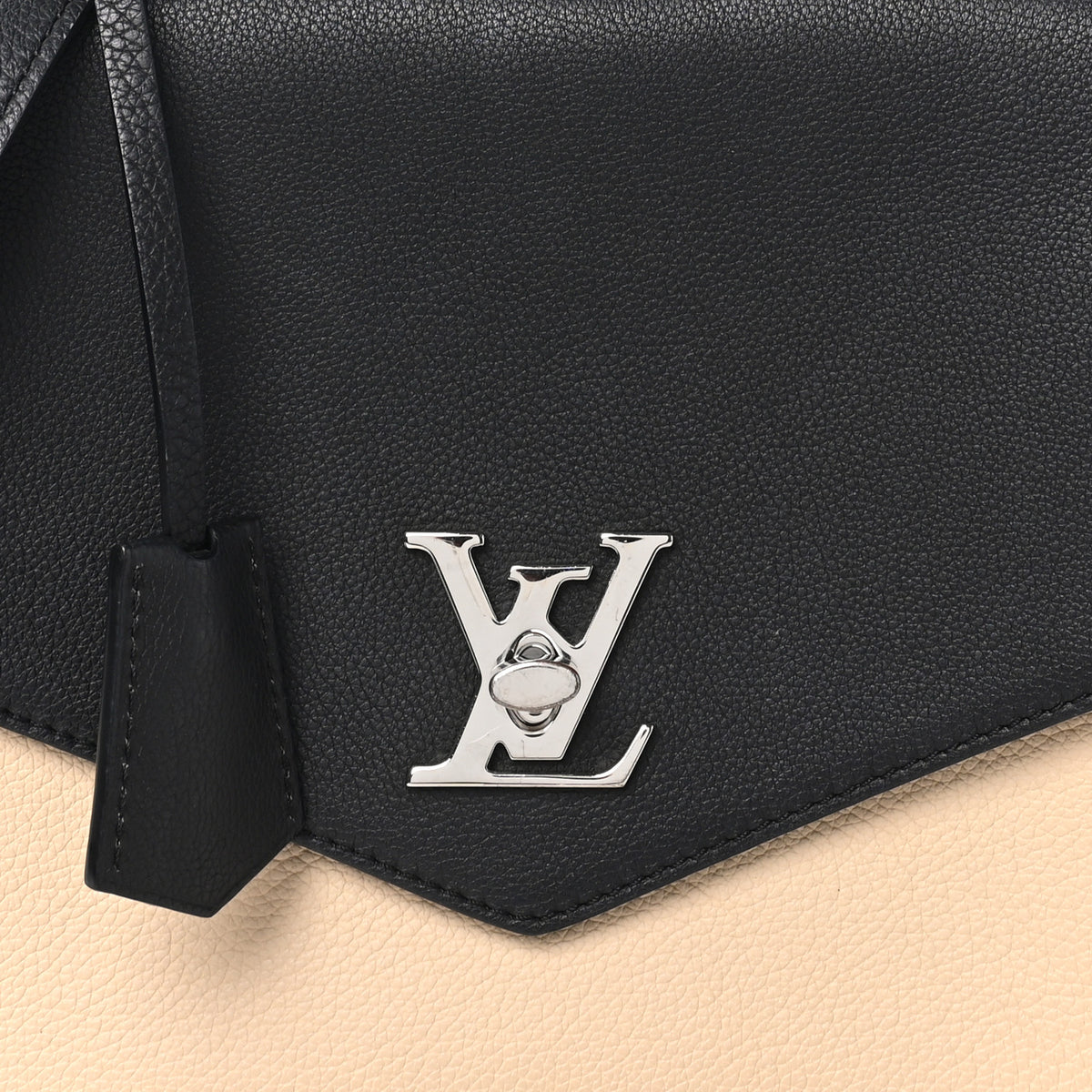 Soft Calfskin My Lockme Top Handle Vanille Black