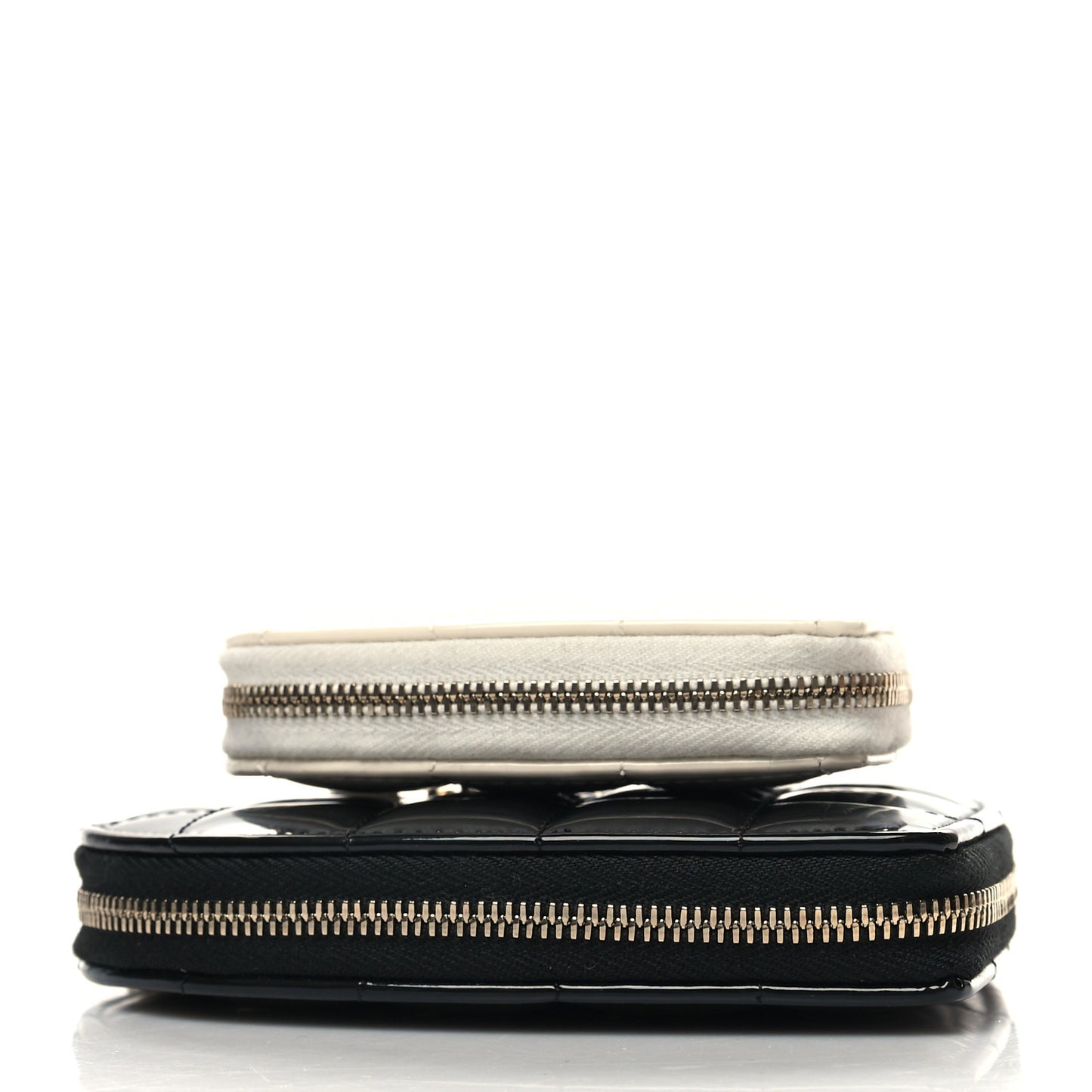 Patent Calfskin Resin Quilted CC Heart Clutch With Chain Black