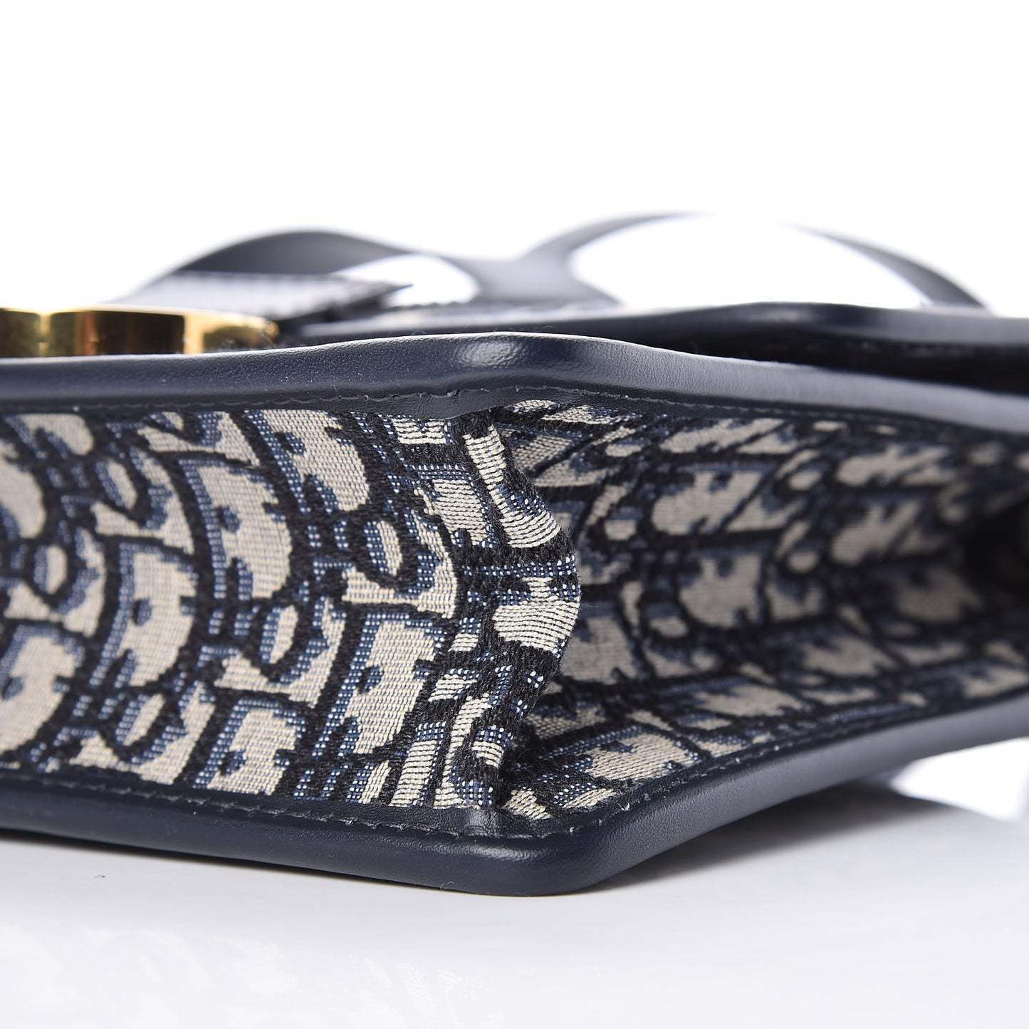 Oblique 30 Montaigne Flap Bag Blue