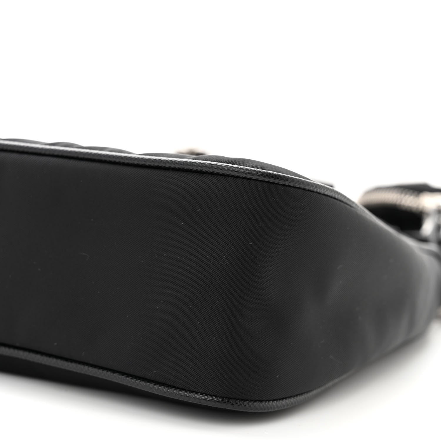 Prada Nylon Re-Edition 2005 Shoulder Bag Black 11 of 12