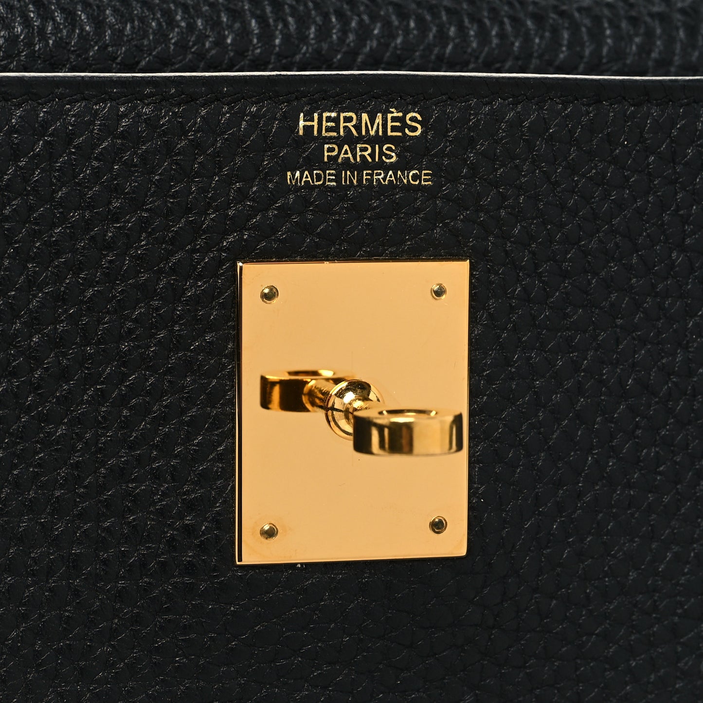 Taurillon Clemence Kelly Retourne 32 Black