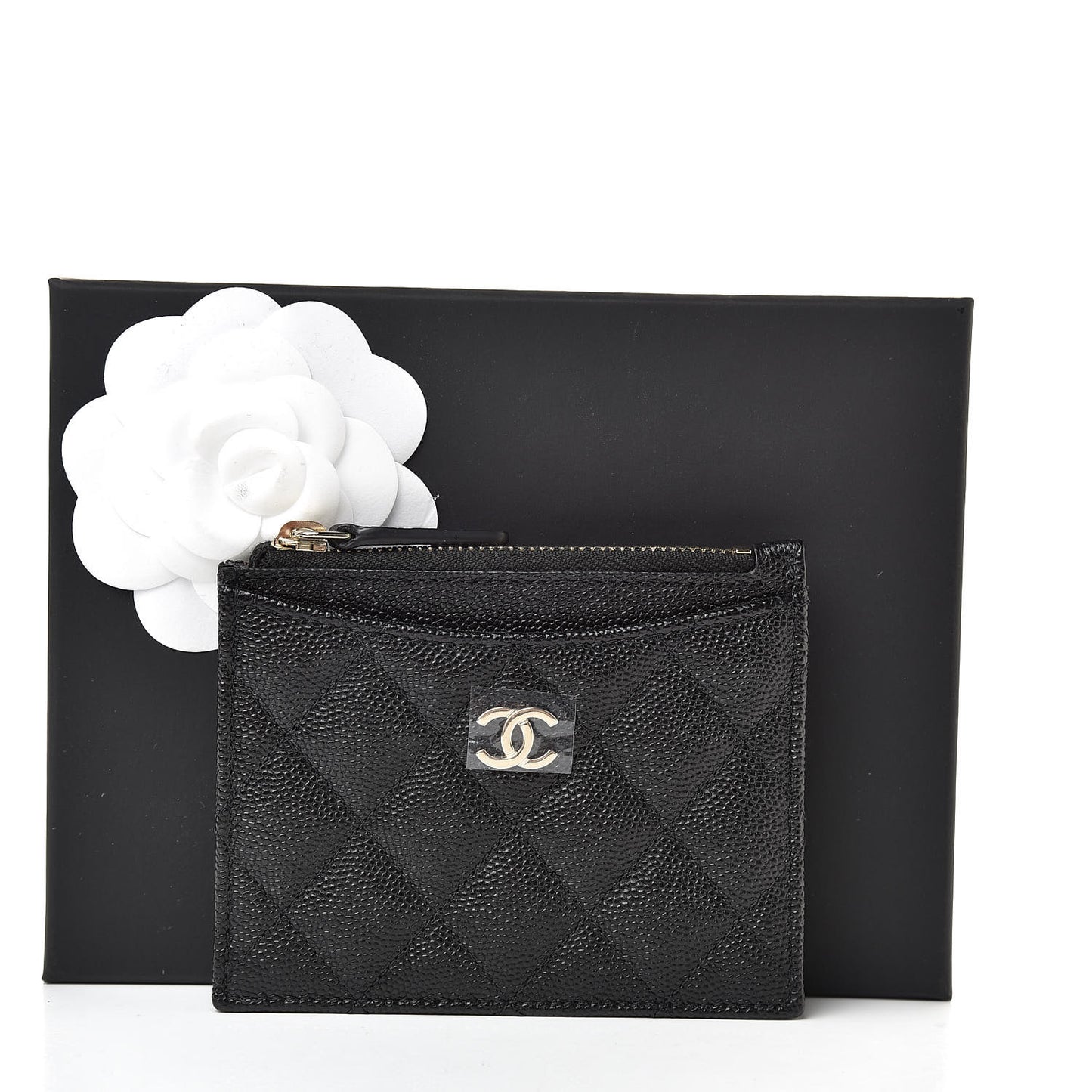 Caviar Quilted CC Zip Card Holder Black