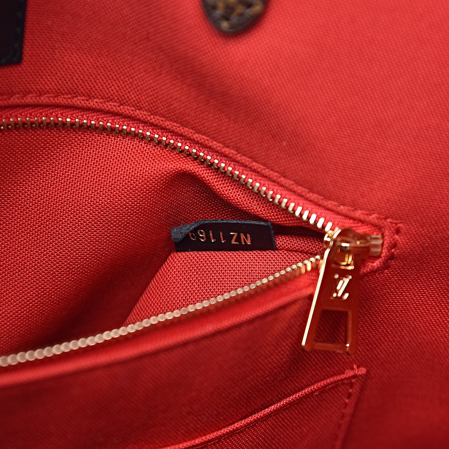 Louis Vuitton Reverse Monogram Giant Onthego GM 7 of 11