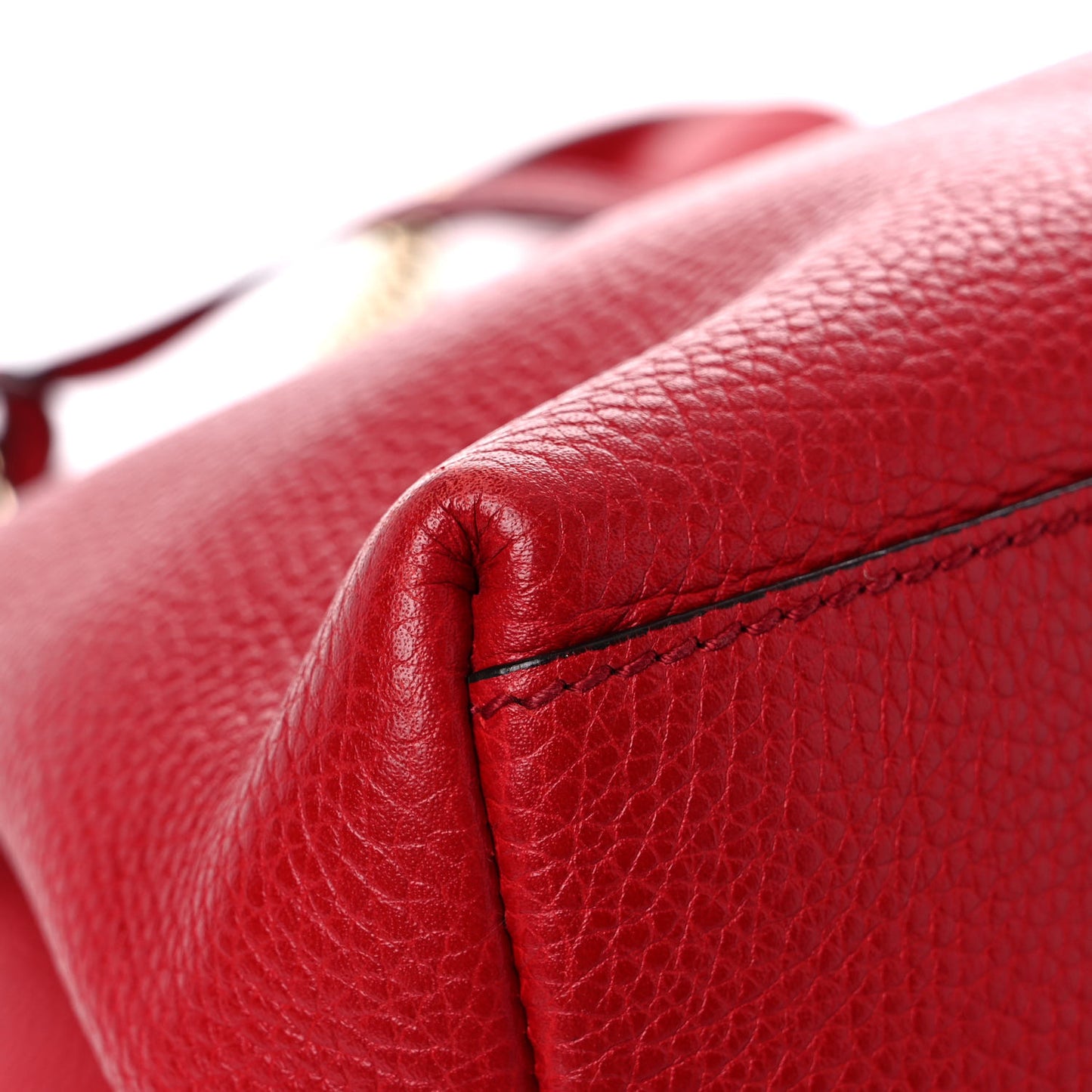 Pebbled Calfskin Medium Soho Chain Shoulder Bag Tabasco Red