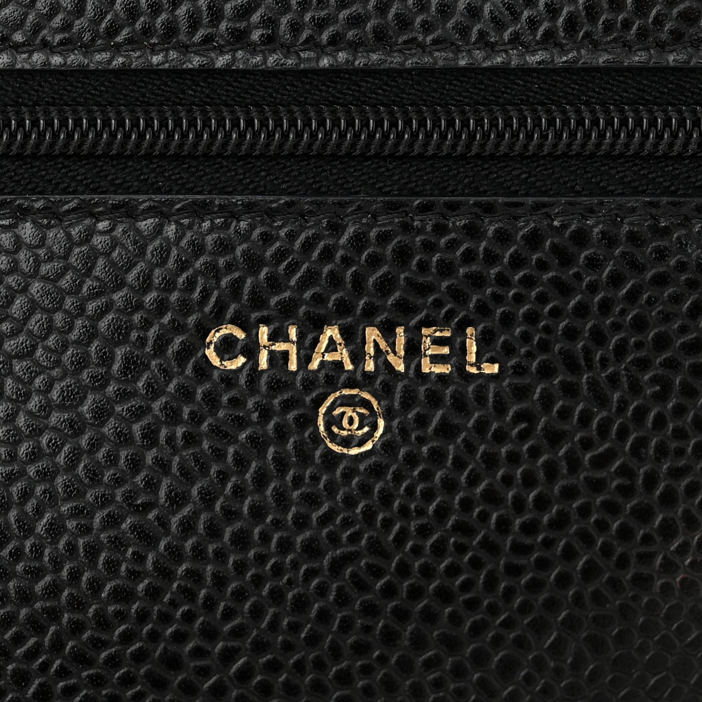 Caviar Quilted Wallet on Chain WOC Black