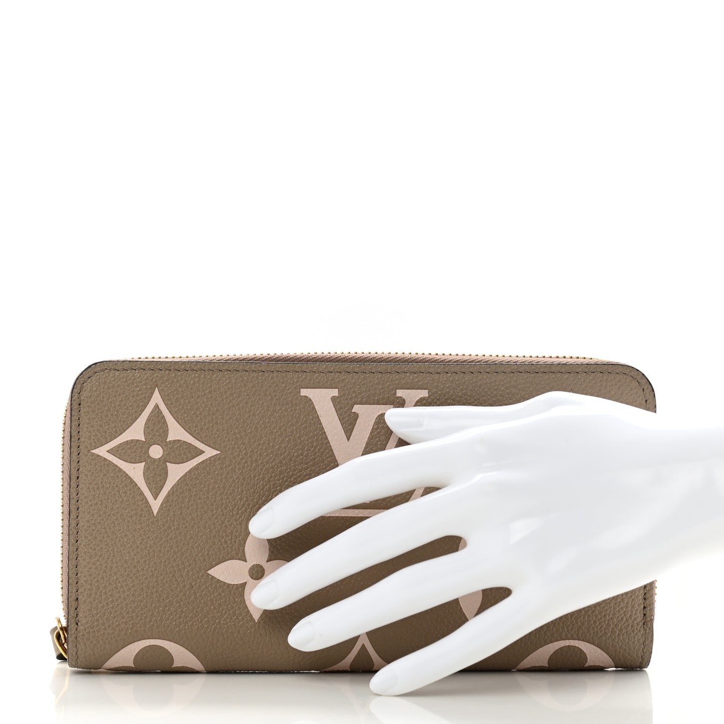 Empreinte Monogram Giant Zippy Wallet Tourterelle Creme