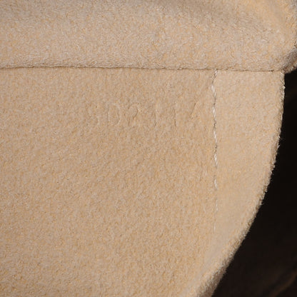 Louis Vuitton Monogram Artsy MM 8 of 8
