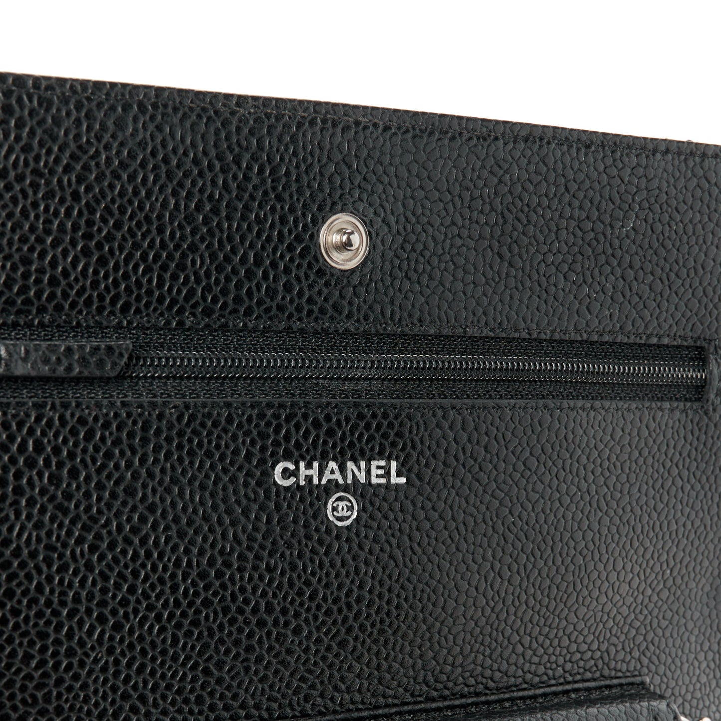 Caviar Quilted Wallet on Chain WOC Black
