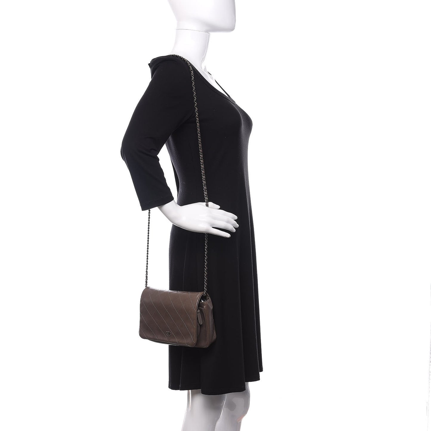 Calfskin Diamond Stitched Flap Grey