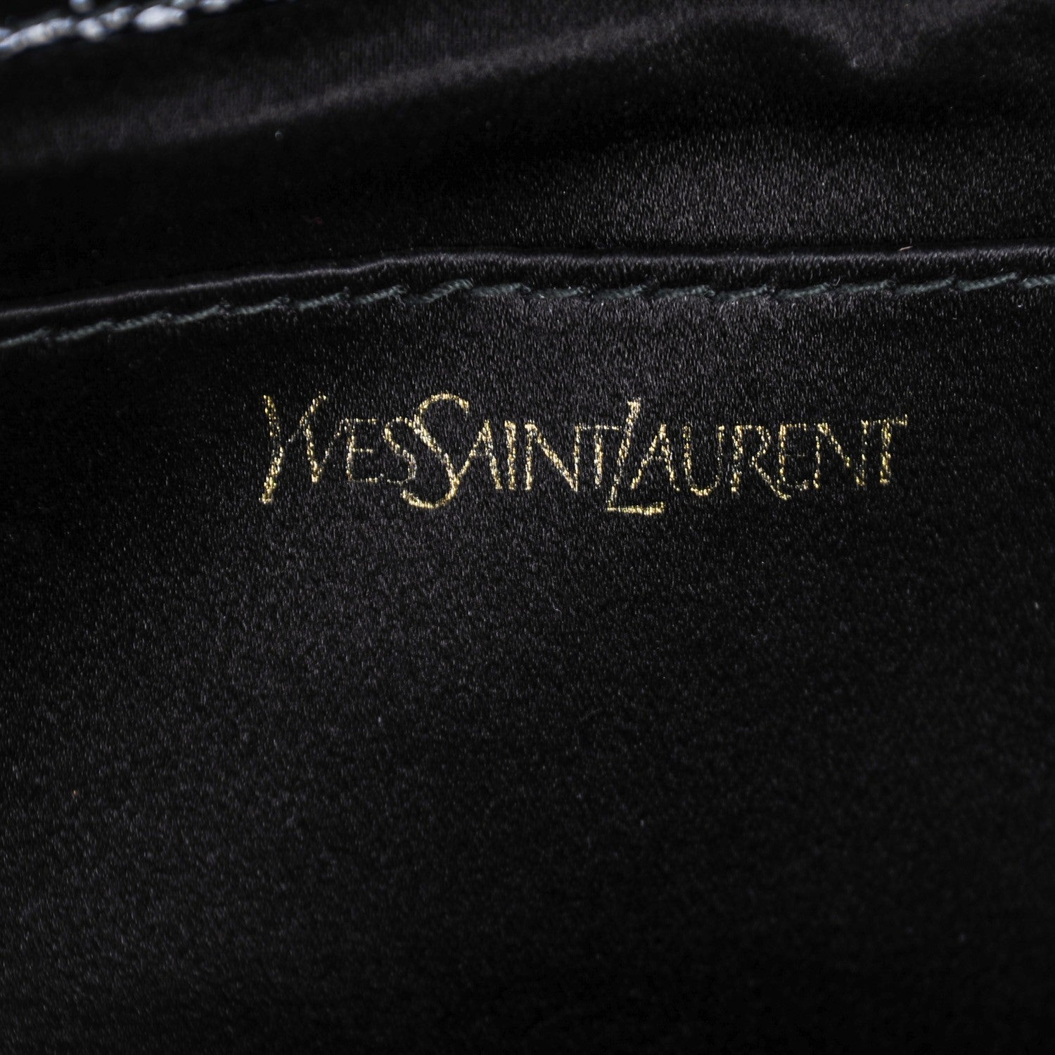 Saint Laurent Textured Patent Monogram Large Belle De Jour Clutch Black 7 of 8