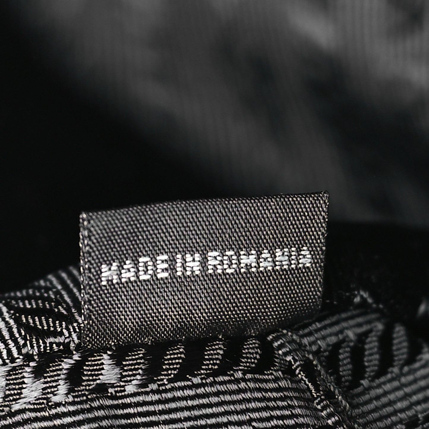 Tessuto Nylon Saffiano Bauletto Black
