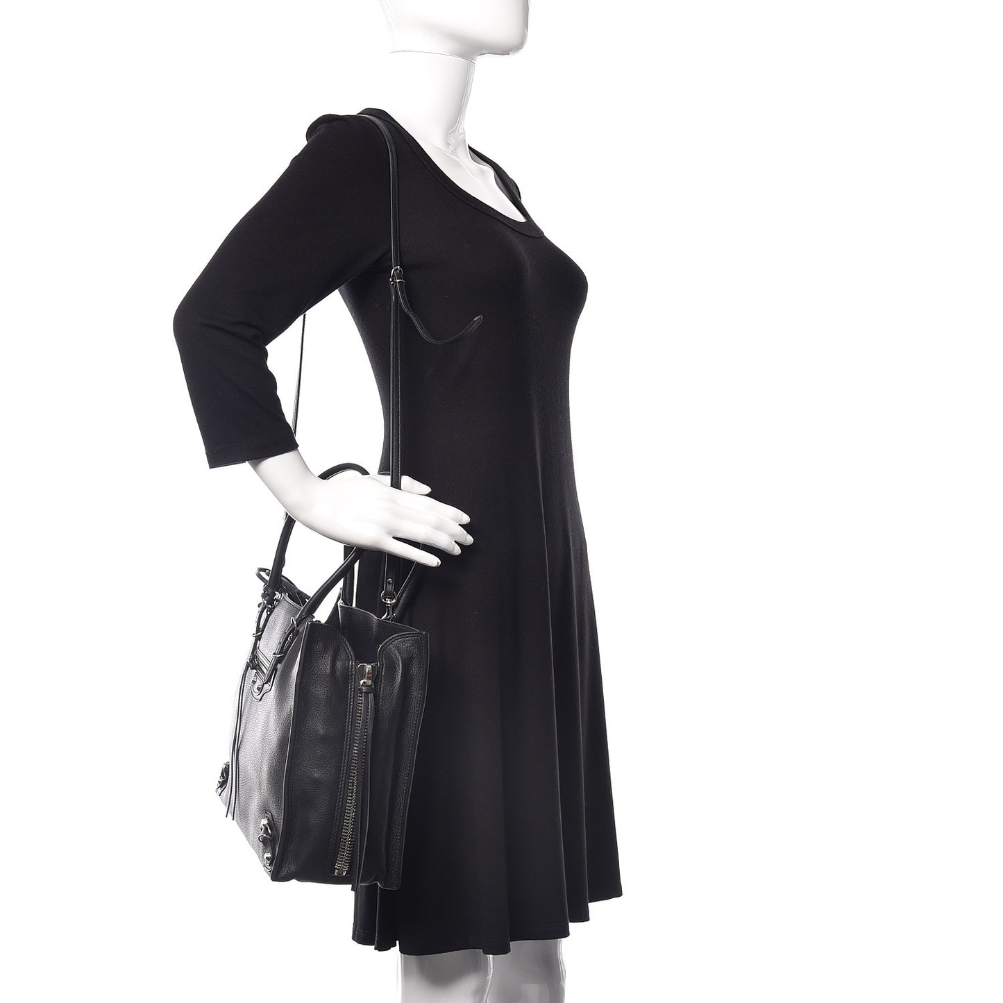 Veau Papier B4 Zip Around Tote Black