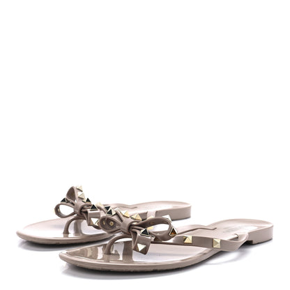 Valentino Garavani PVC Jelly Rockstud Bow Thong Sandals 40 Poudre 3 of 8