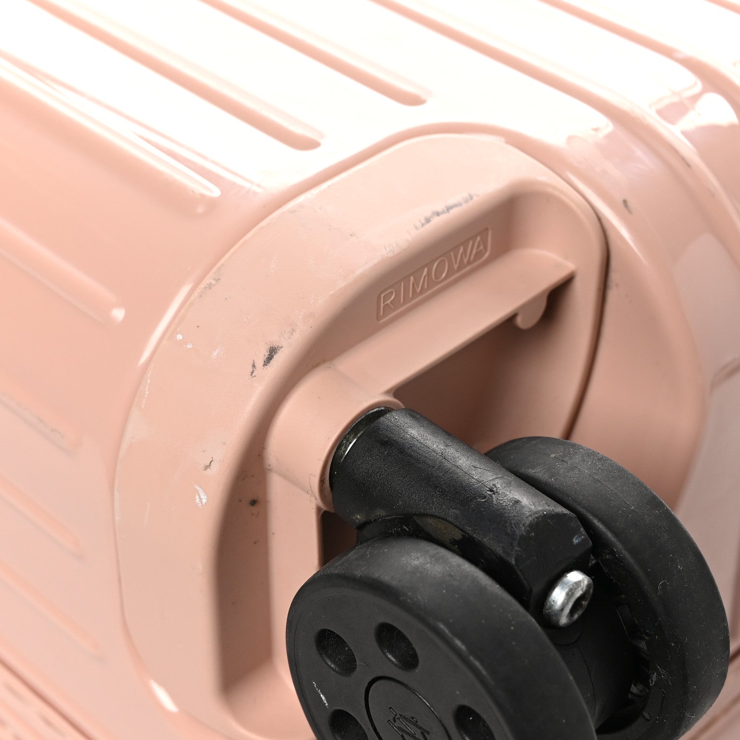 Rimowa Gloss Polycarbonate Essential Cabin Rose 9 of 13