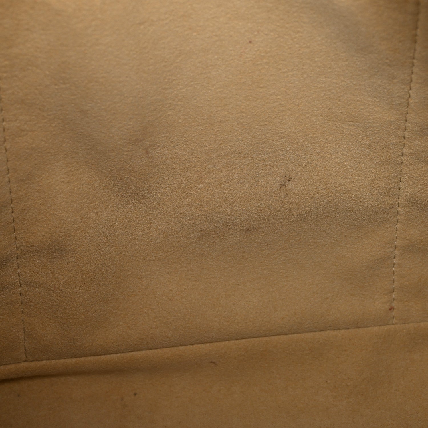 Louis Vuitton Monogram Artsy MM 11 of 14