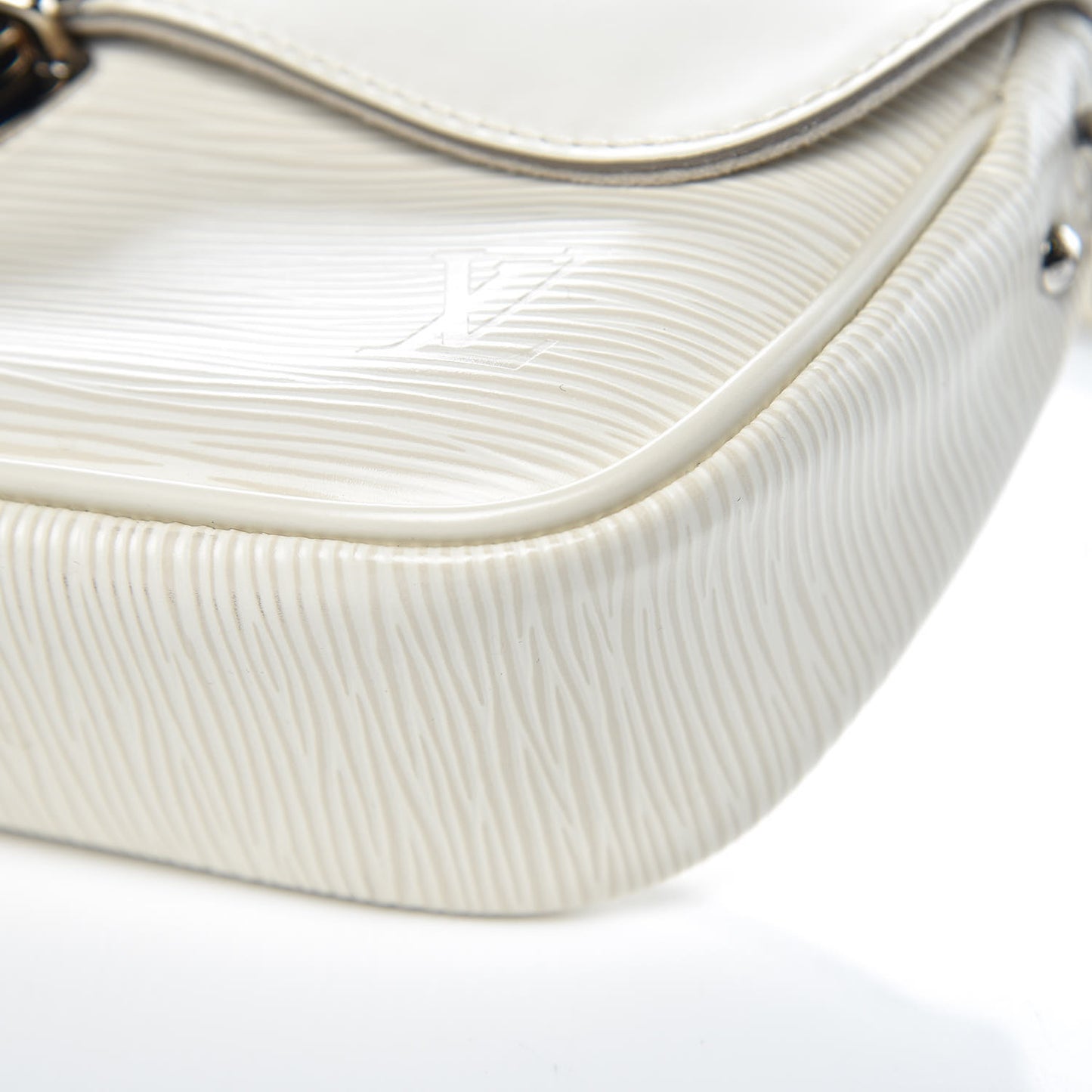 Epi Montaigne Clutch Ivory