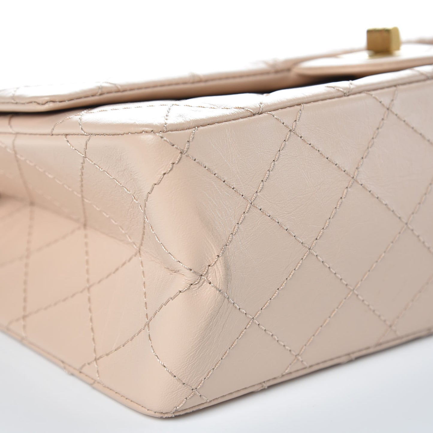 Aged Calfskin Quilted 2.55 Reissue 226 Flap Light Beige
