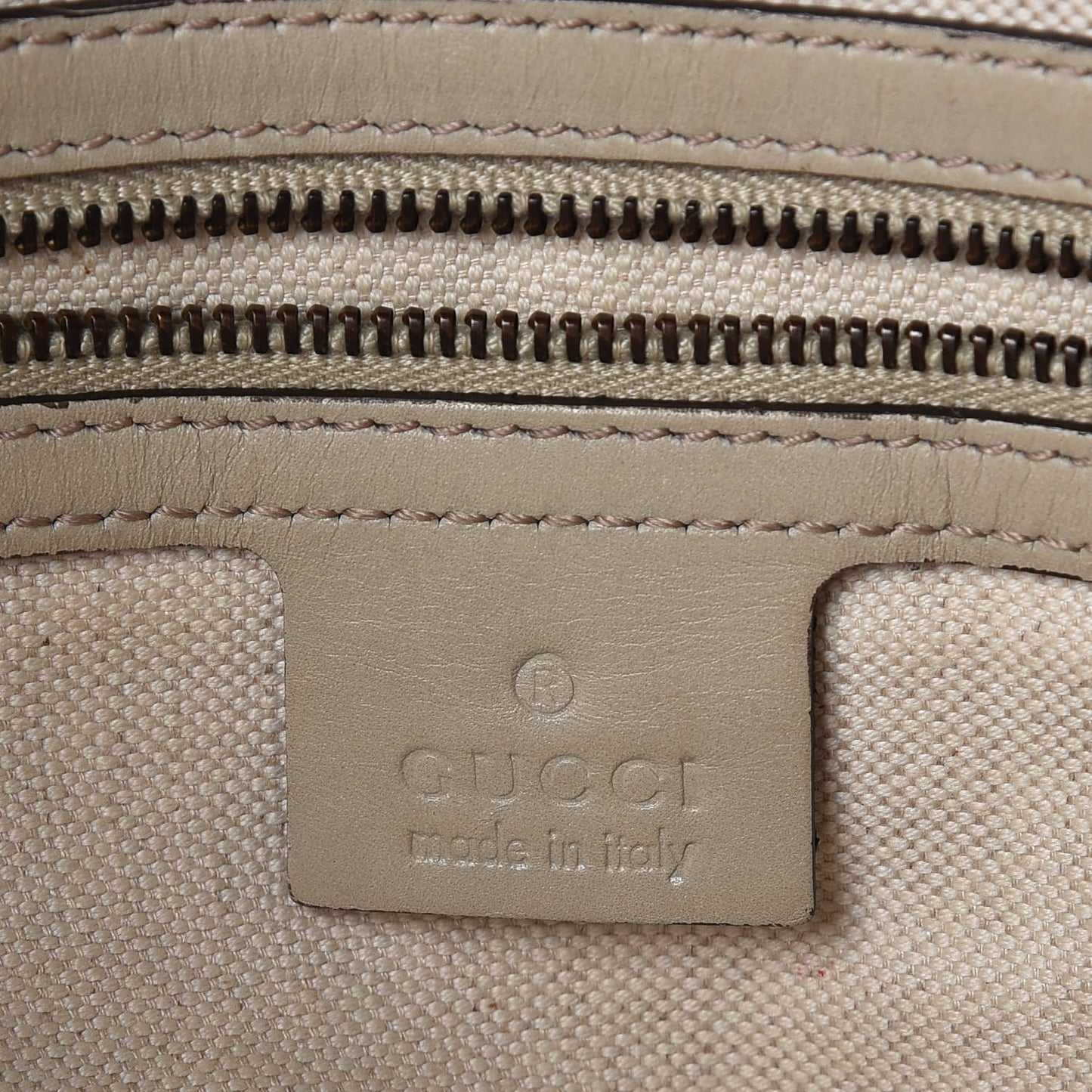 Guccissima Medium Scarlett Stud Tote Off White