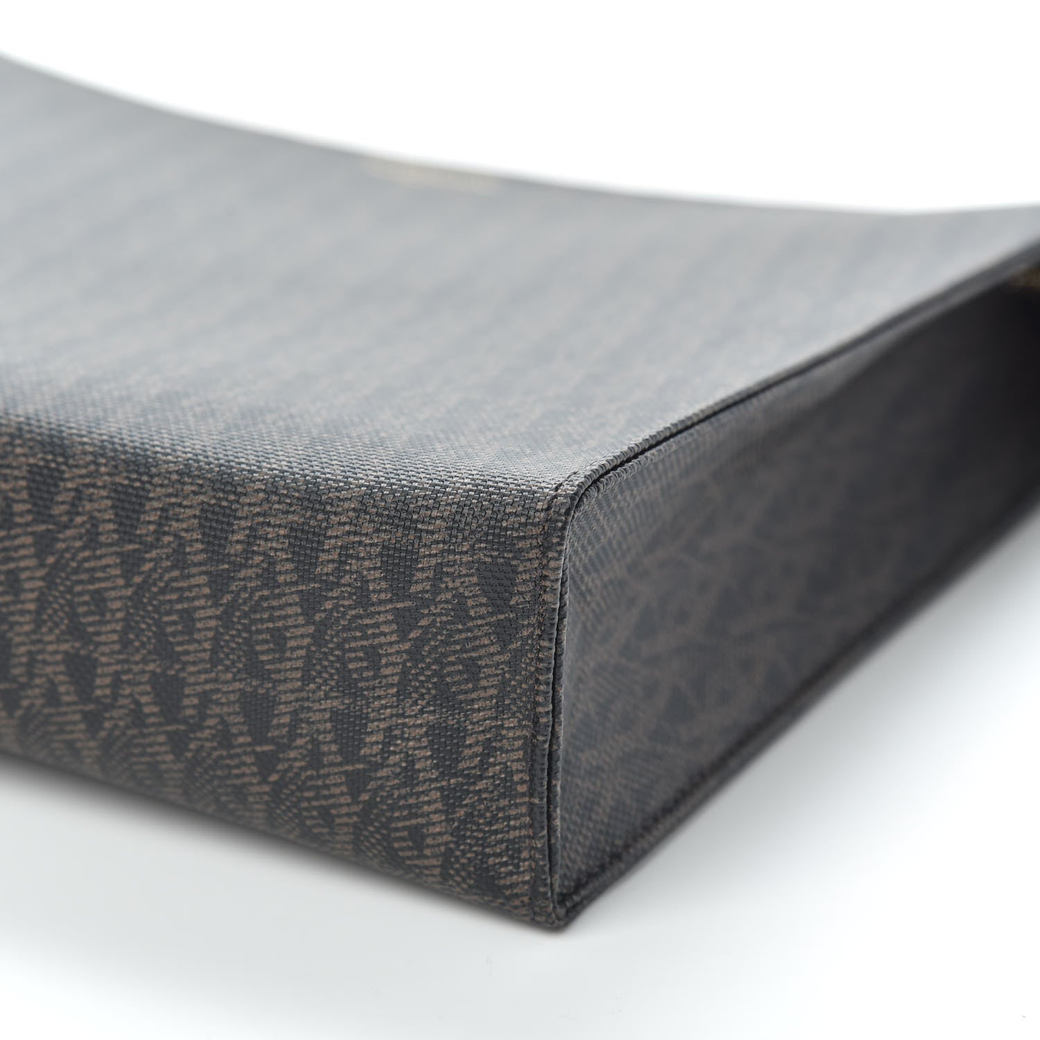 Saint Laurent Toile Classic Monogram Toiletry Bag 7 of 7