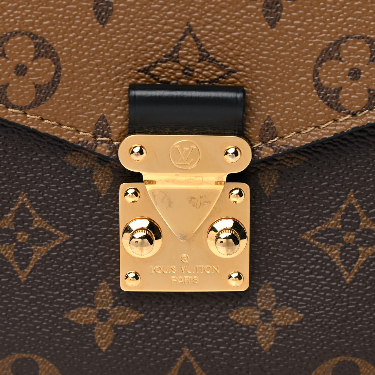 Reverse Monogram Pochette Metis