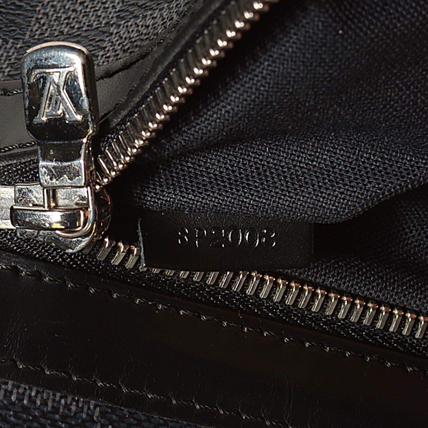 Louis Vuitton Damier Graphite Daniel MM 7 of 7