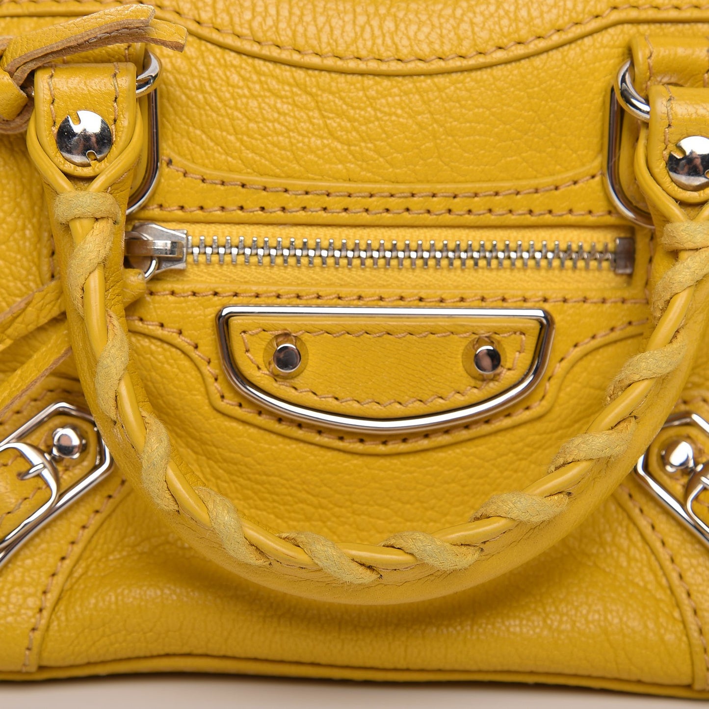 Chevre Silver Metallic Edge Hardware Nano City Jaune Epi