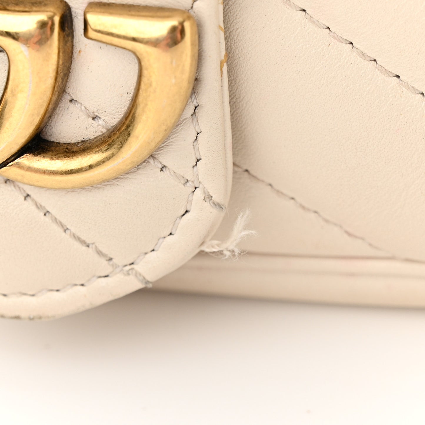 Calfskin Matelasse Super Mini GG Marmont Shoulder Bag White