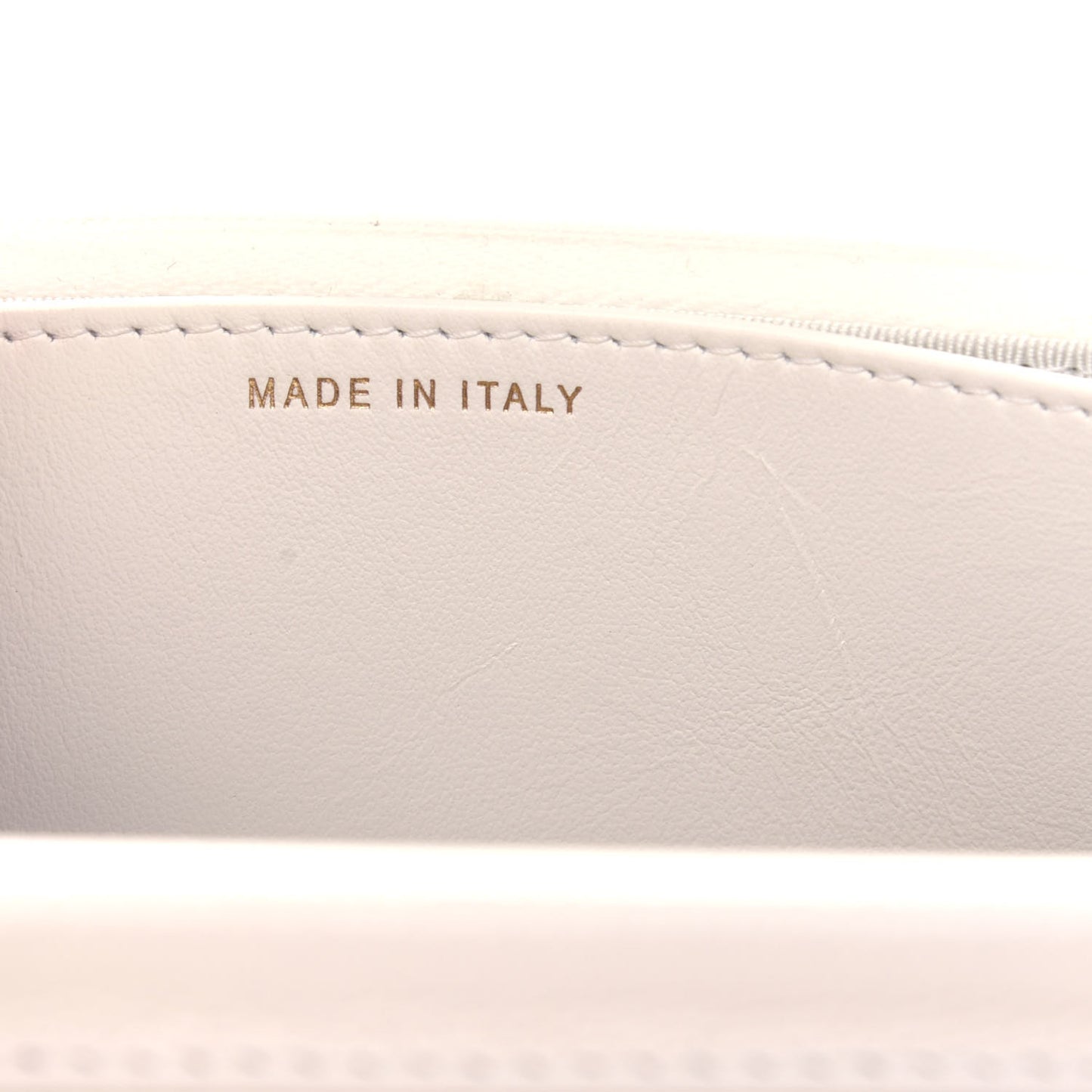 Caviar Quilted Wallet On Chain WOC White