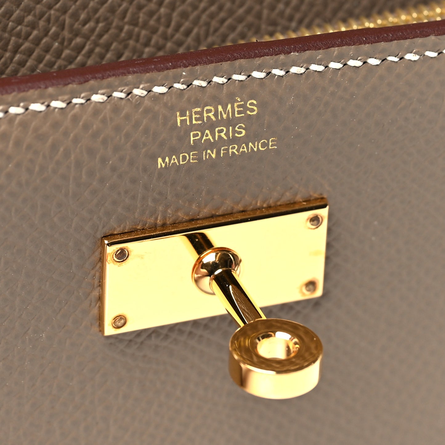 Epsom Medium Kelly Wallet Etoupe
