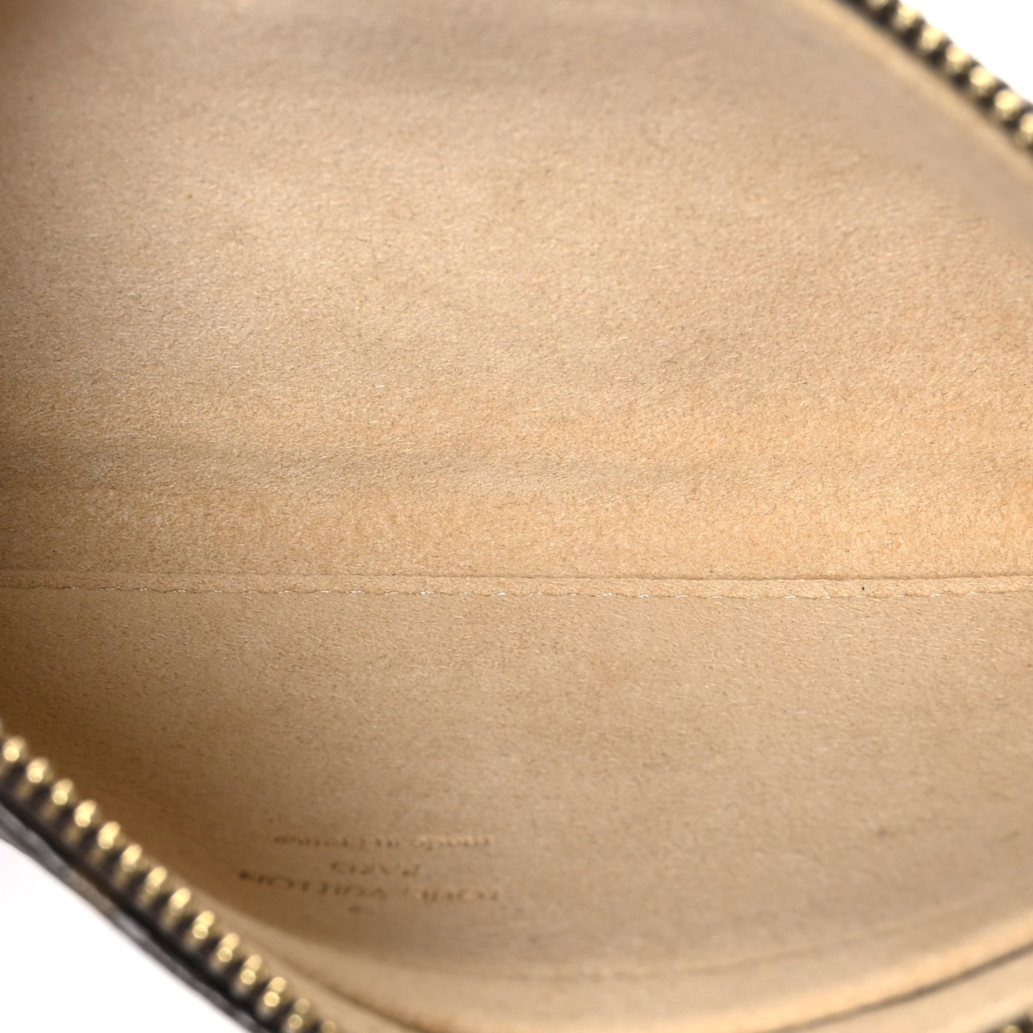 Louis Vuitton Monogram Pochette Milla MM 4 of 9
