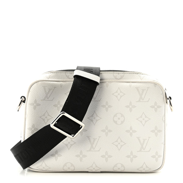 Louis Vuitton Taiga Monogram Alpha Messenger Optic White 1922693