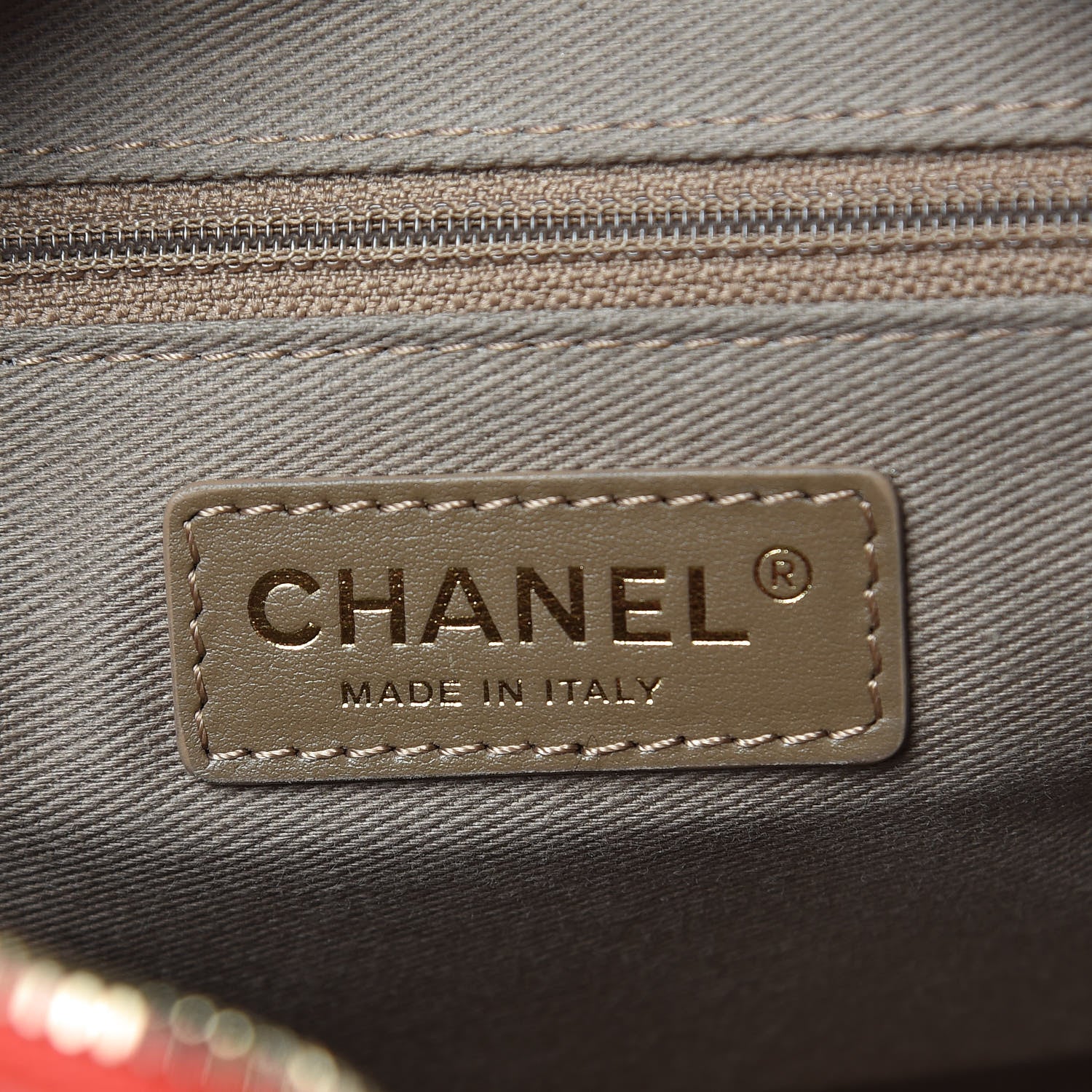 Chanel Goatskin Quilted Large Casual Trip Camera Case Bag Red 6 of 9