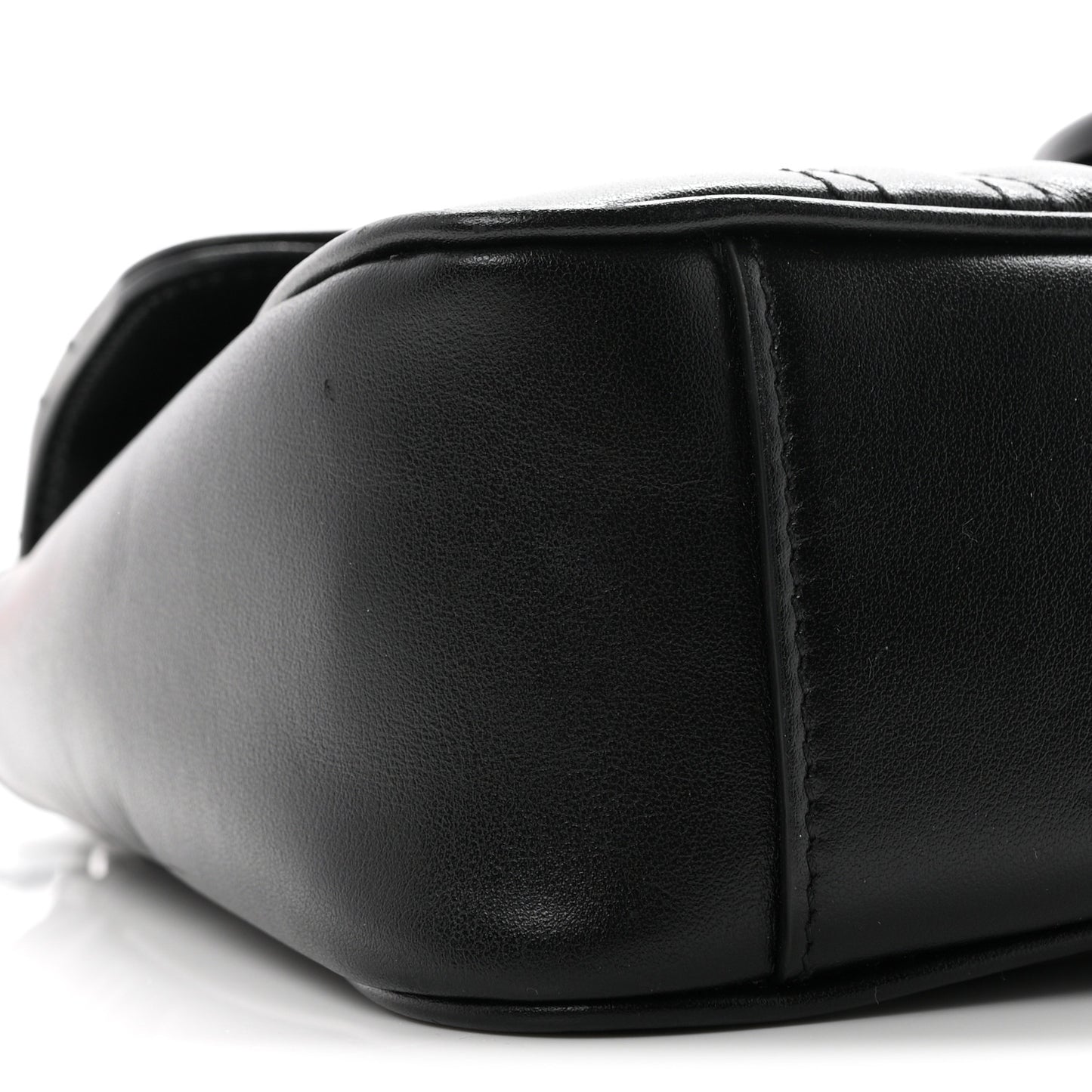 Calfskin Matelasse Monochrome Small GG Marmont Shoulder Bag Black