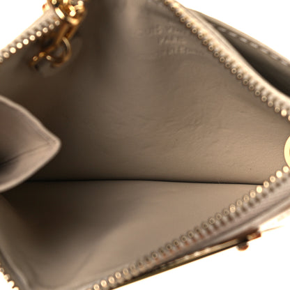 Louis Vuitton Vernis Key Pouch Blanc Corail 5 of 8