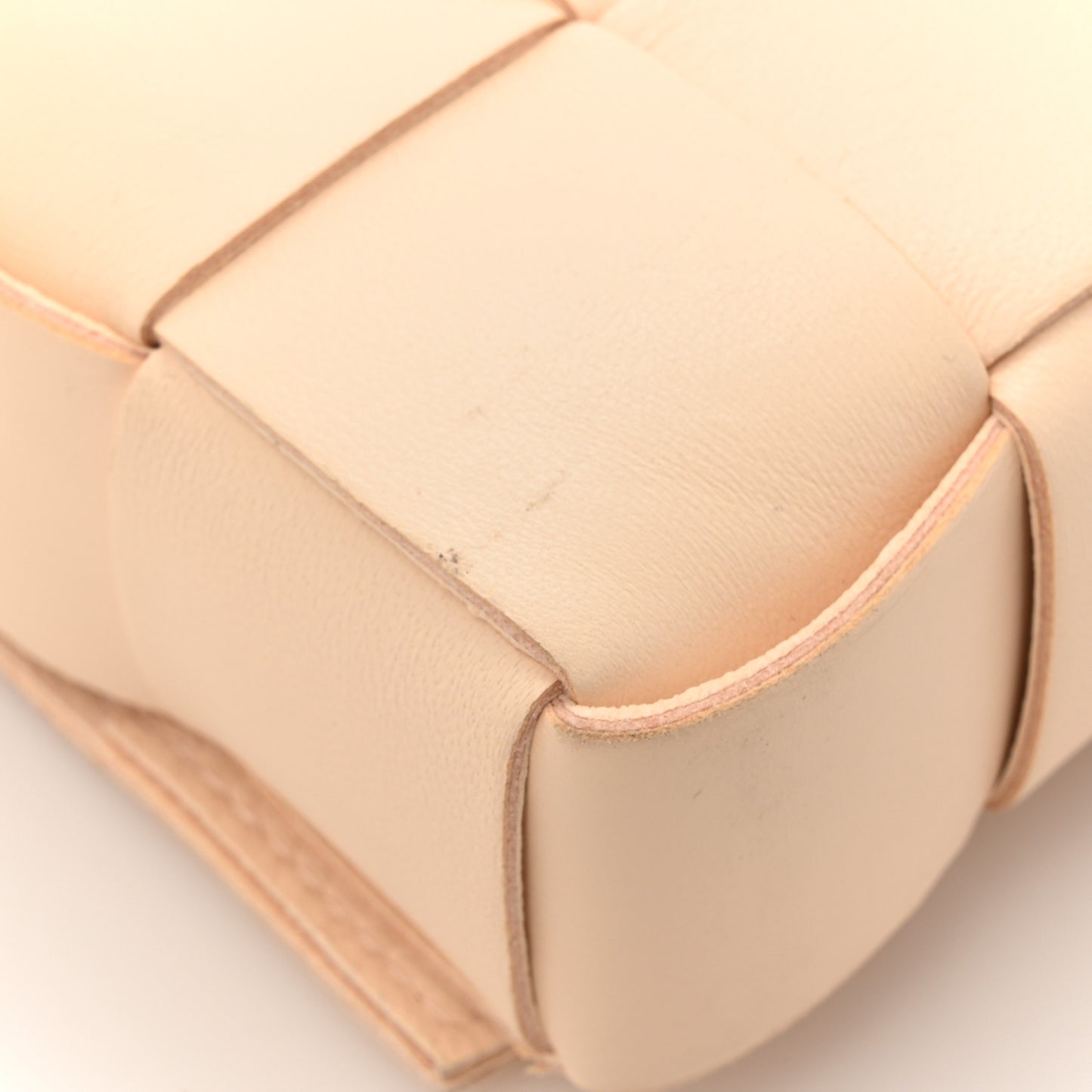 Lambskin Maxi Intrecciato Small Cassette Crossbody Bag Macaroon