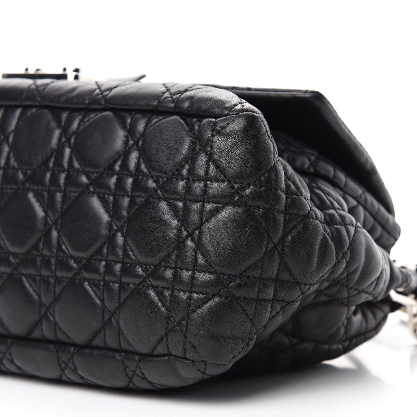 Lambskin Cannage New Lock Flap Black