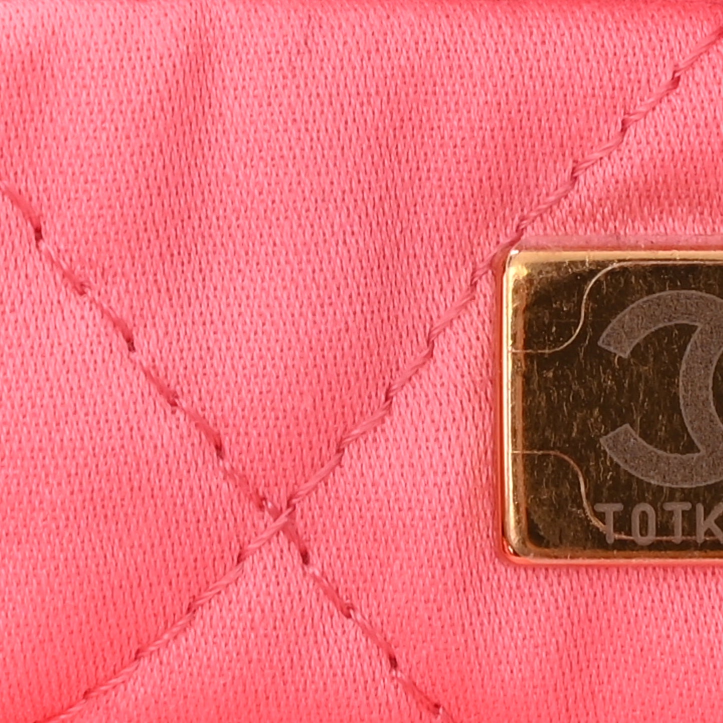 Shiny Calfskin Quilted Chanel 22 Drawstring Bag Coral Pink
