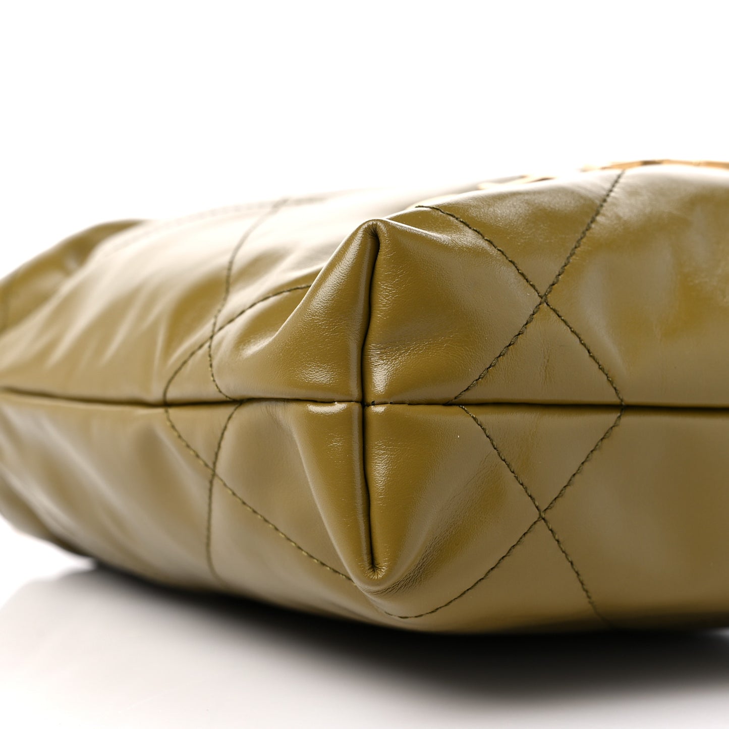 Shiny Calfskin Quilted Mini Chanel 22 Green