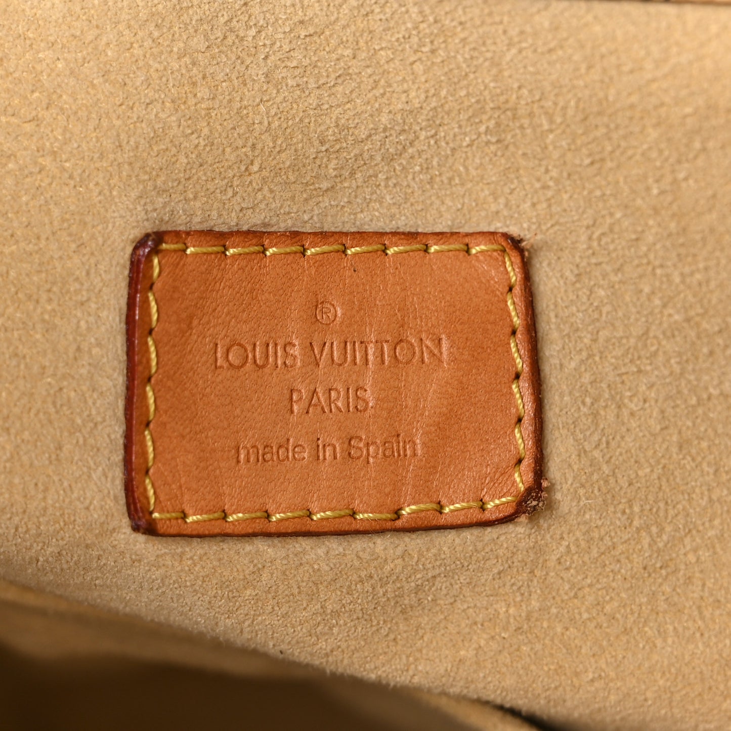 Damier Azur Artsy MM