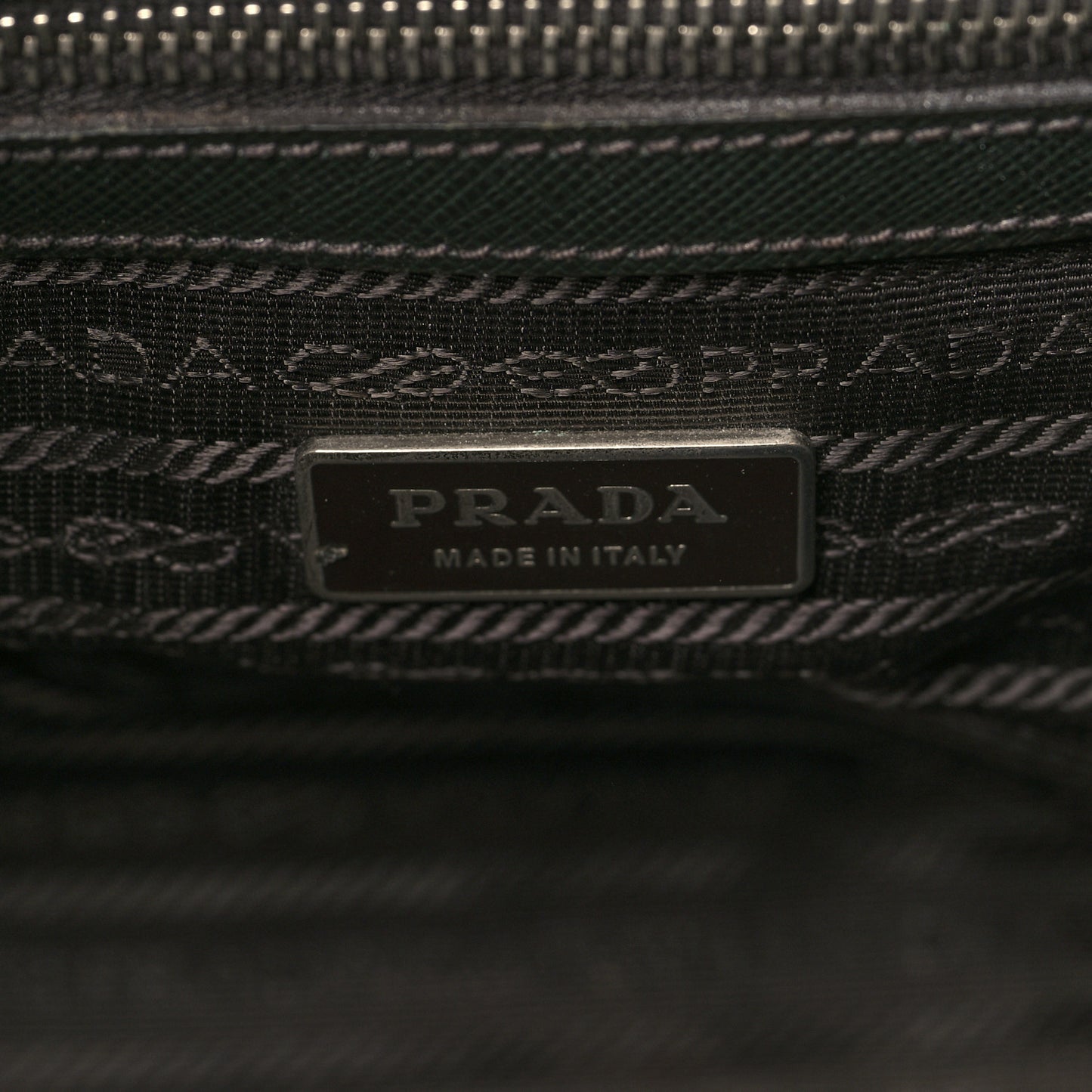 Saffiano Travel Bag Militare