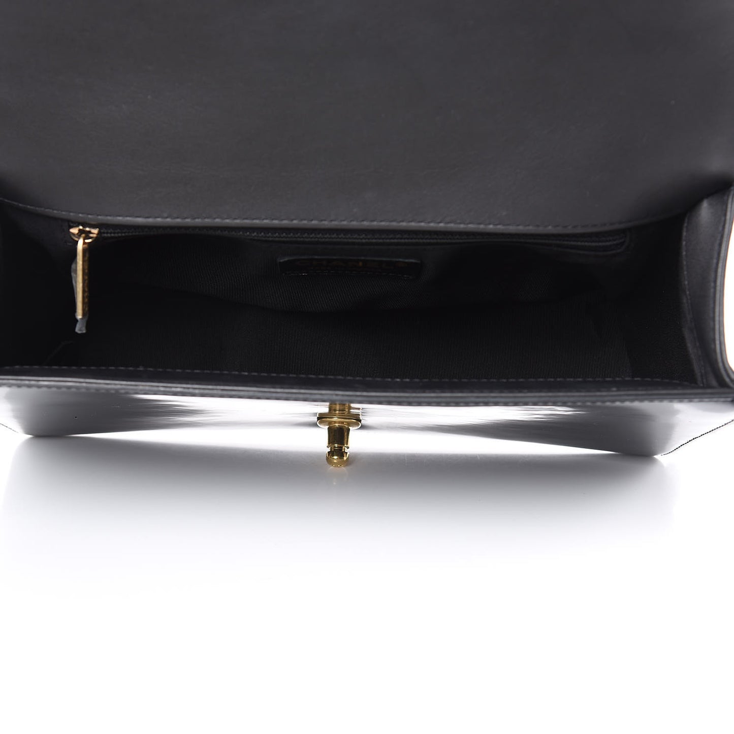 Patent Calfskin Quilted New Medium Boy Flap Black