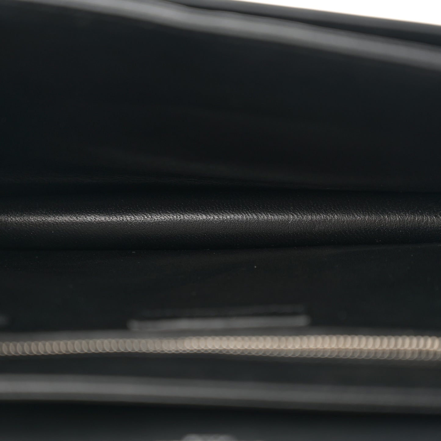 Calfskin Medium Babylone Black